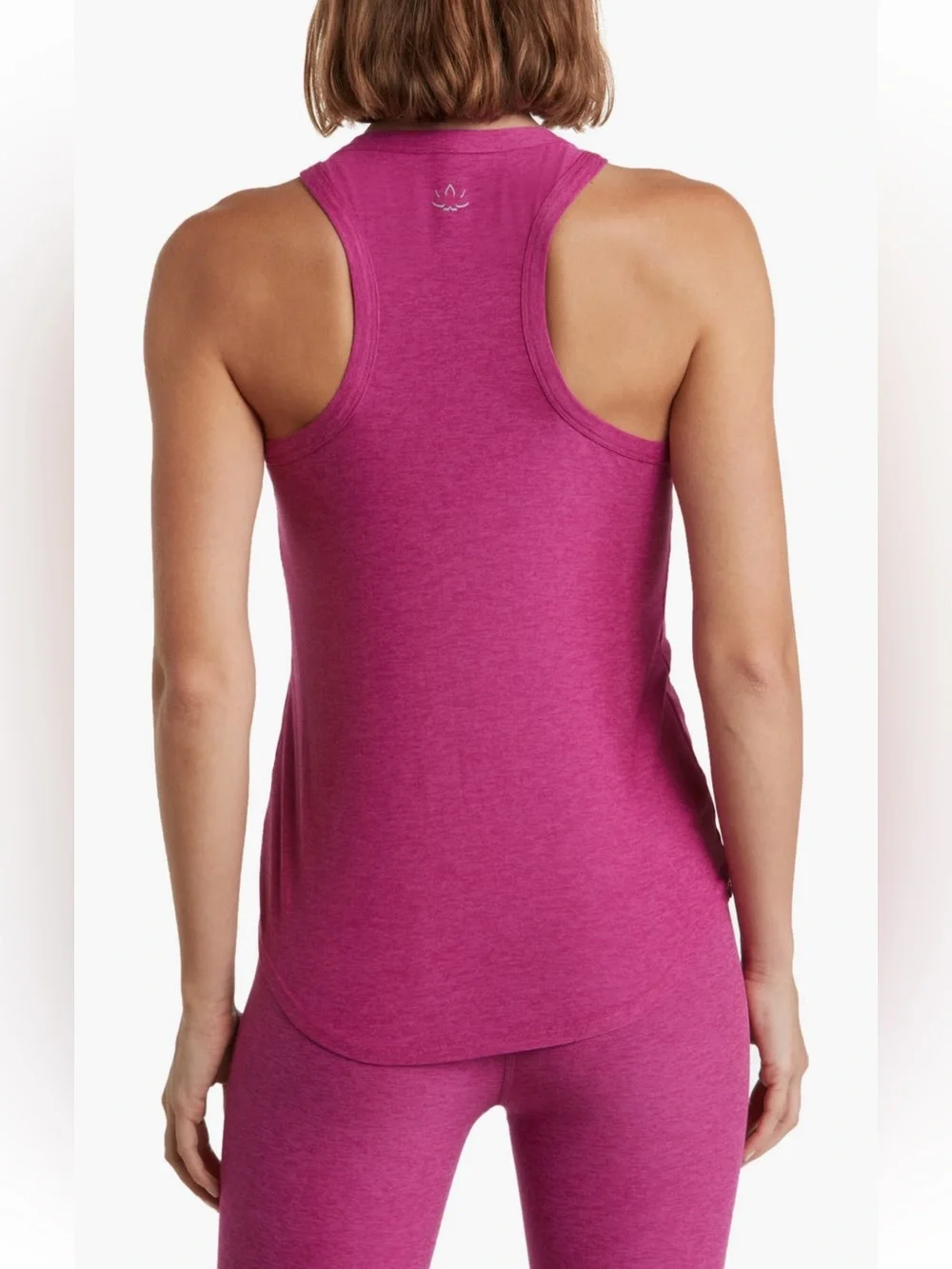 Beyond Yoga Featherweight Keep It Moving Tank in Fuchsia - Picture 2 of 10